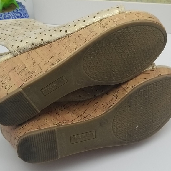 Kenneth Cole NY  kid wedges - Picture 4 of 6